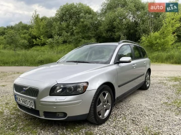 Авто Volvo V50 2004 № 7730313