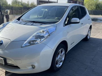 Авто Nissan Leaf 2012 № 7730343