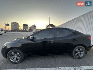 Авто KIA Cerato 2010 № 7730397