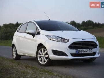 Авто Ford Fiesta 2012 № 7730405