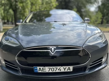 Авто Tesla Model S 2013 № 7730545