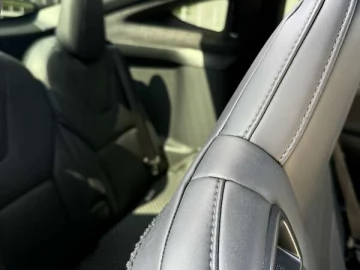 Авто Tesla Model X 2019 № 7730699