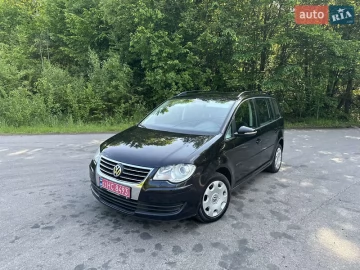 Авто Volkswagen Touran 2009 № 7730758