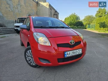 Авто Toyota Yaris 2009 № 7730802