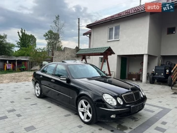 Авто Mercedes E-Class 2004 № 7730863