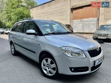 Авто Skoda Fabia 2009 № 7730904
