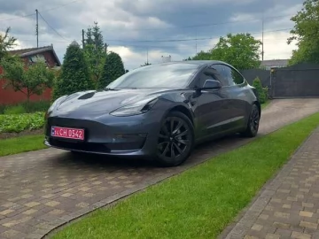 Авто Tesla Model 3 2021 № 7730953