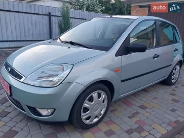 Авто Ford Fiesta 2004 № 7731006