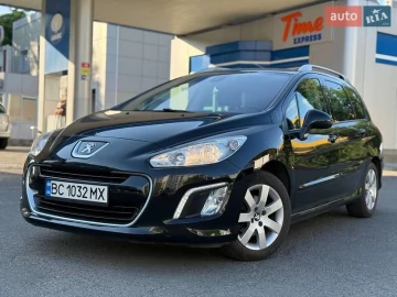 Авто Peugeot 308 2012 № 7731022