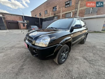Авто Hyundai Tucson 2006 № 7731030