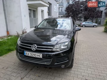 Авто Volkswagen Touareg 2012 № 7731091
