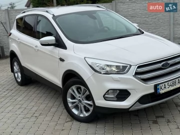 Авто Ford Kuga 2019 № 7731103