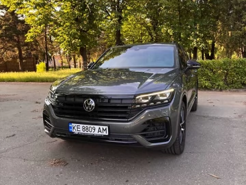 Авто Volkswagen Touareg 2023 № 7731120