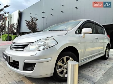 Авто Nissan Tiida 2010 № 7731171