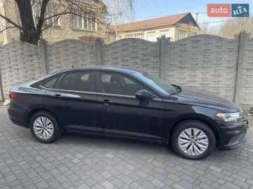 Авто Volkswagen Jetta 2019 № 7731234