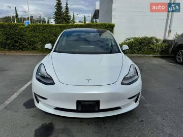 Авто Tesla Model 3 2021 № 7731259