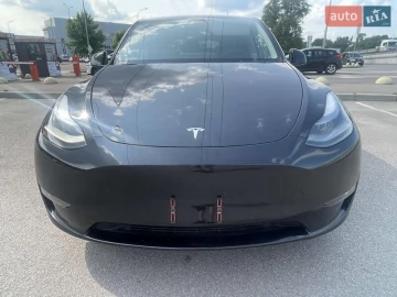 Авто Tesla Model Y 2023 № 7731273