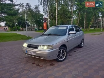 Авто ВАЗ 2112 2004 № 7731287