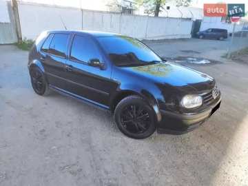 Авто Volkswagen Golf 1999 № 7731298