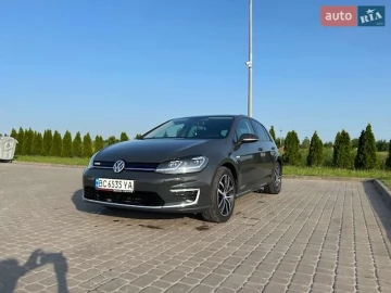 Авто Volkswagen E-Golf 2020 № 7731614
