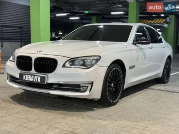 Авто BMW 7 Series 2012 № 7731618