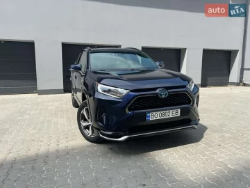 Авто Toyota Rav4 2021 № 7731645