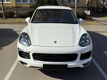 Авто Porsche Cayenne 2016 № 7731652
