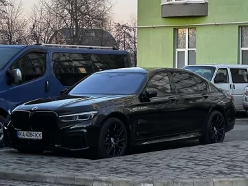 Авто BMW 7 Series 2021 № 7731660
