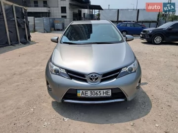 Авто Toyota Auris 2013 № 7731793