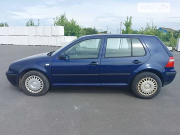 Авто Volkswagen Golf 2002 № 7731910
