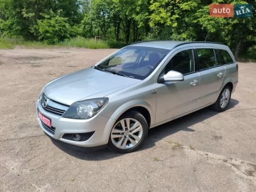 Авто Opel Astra 2010 № 7732104