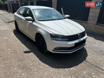 Авто Volkswagen Jetta 2016 № 7732131