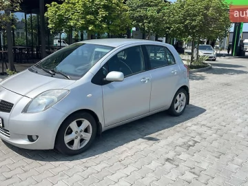 Авто Toyota Yaris 2006 № 7732283
