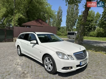 Авто Mercedes E-Class 2011 № 7732324
