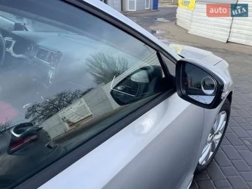 Авто Volkswagen Jetta 2011 № 7732329