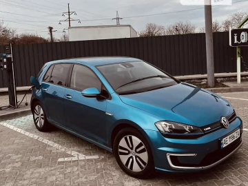 Авто Volkswagen E-Golf 2015 № 7732352