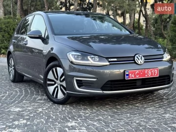 Авто Volkswagen E-Golf 2019 № 7732385