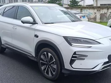 Авто BYD Song Plus 2025 № 7732424