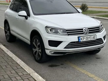 Авто Volkswagen Touareg 2016 № 7732436
