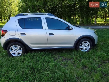 Авто Renault Sandero Stepway 2013 № 7732711