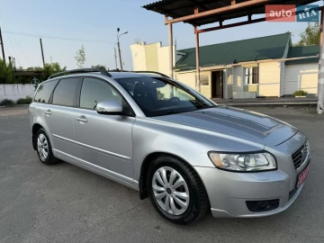 Авто Volvo V50 2011 № 7732713