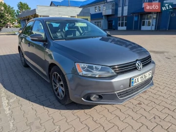 Авто Volkswagen Jetta 2012 № 7732938