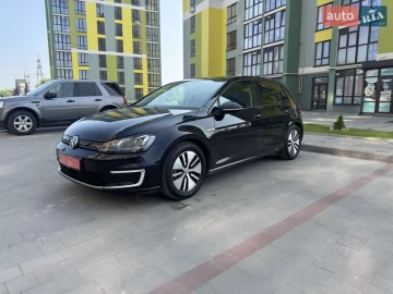 Авто Volkswagen E-Golf 2014 № 7732952