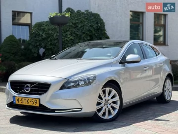 Авто Volvo V40 2013 № 7733176