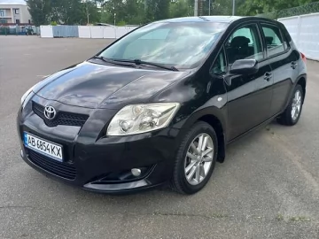 Авто Toyota Auris 2009 № 7733393