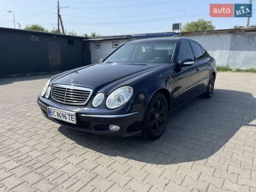 Авто Mercedes E-Class 2004 № 7733396