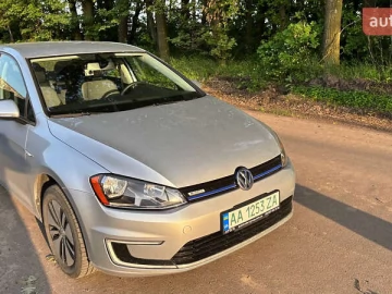 Авто Volkswagen E-Golf 2016 № 7733432