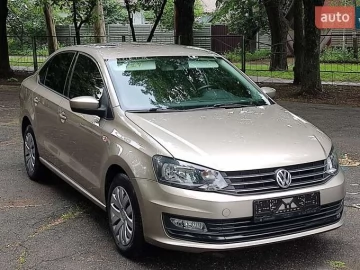 Авто Volkswagen Polo 2017 № 7733992