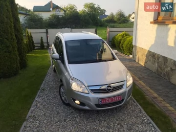 Авто Opel Zafira 2010 № 7734065
