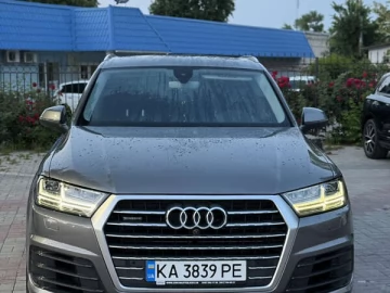 Авто Audi Q7 2015 № 7734071